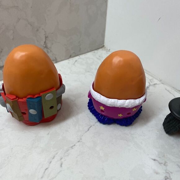 McDonald's Kerwin Frost and Uptown Moe McNugget Buddies Happy Meal Toy Figure - Picture 3 of 4